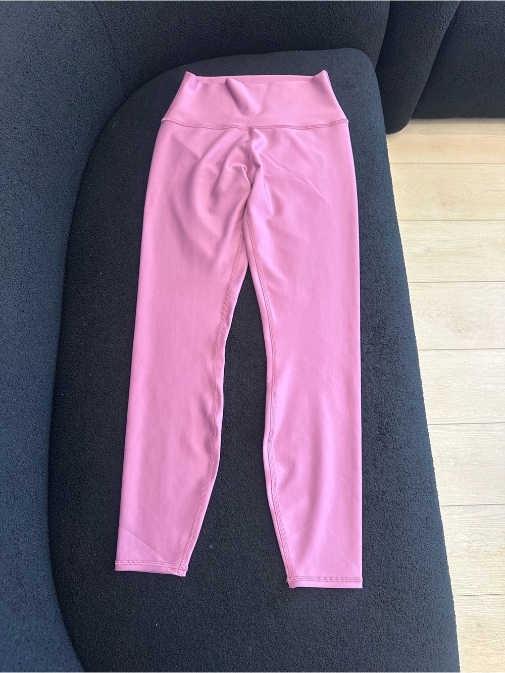 Alo Yoga High-Waist Airlift Leggings-Soft Mulberry